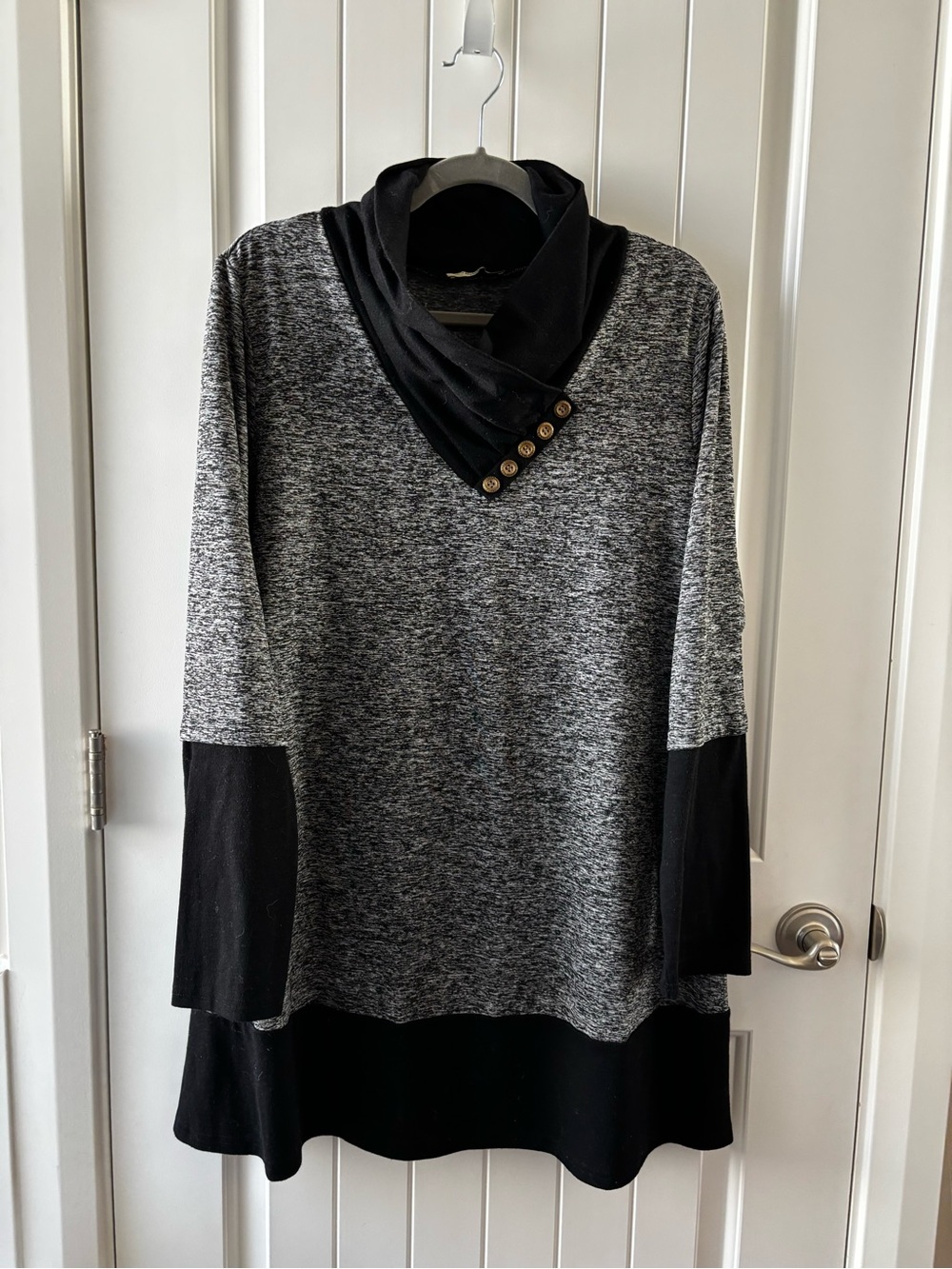 Cozy Two-Tone Gray & Black Cowl-Neck Women's Tunic